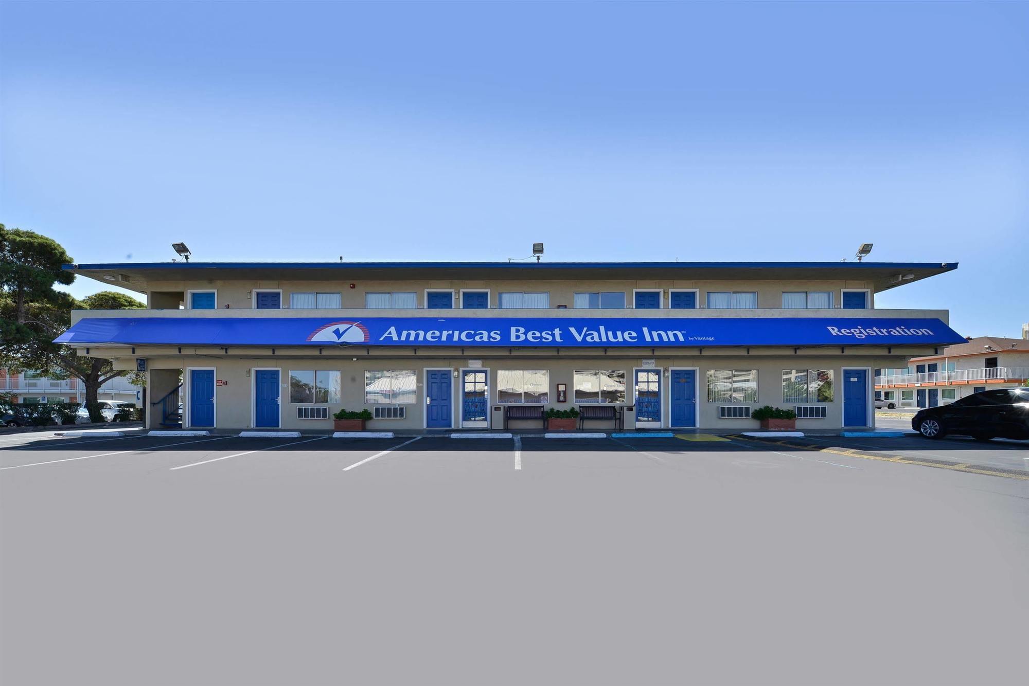 Americas Best Value Inn Las Vegas Strip المظهر الخارجي الصورة