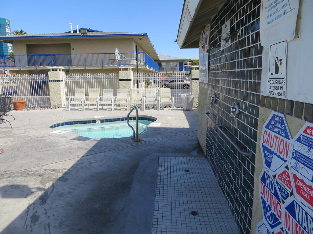 Americas Best Value Inn Las Vegas Strip المظهر الخارجي الصورة